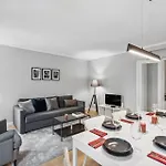 Traumhafte Mitten In Charlottenburg Apartment Berlin