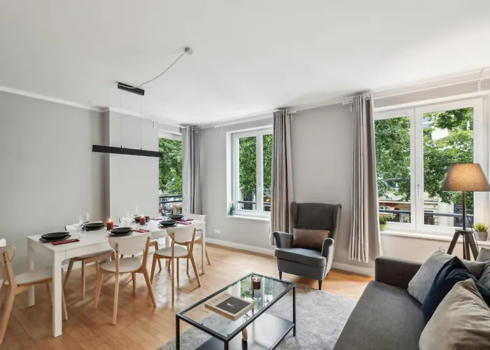 Traumhafte Mitten In Charlottenburg Berlin